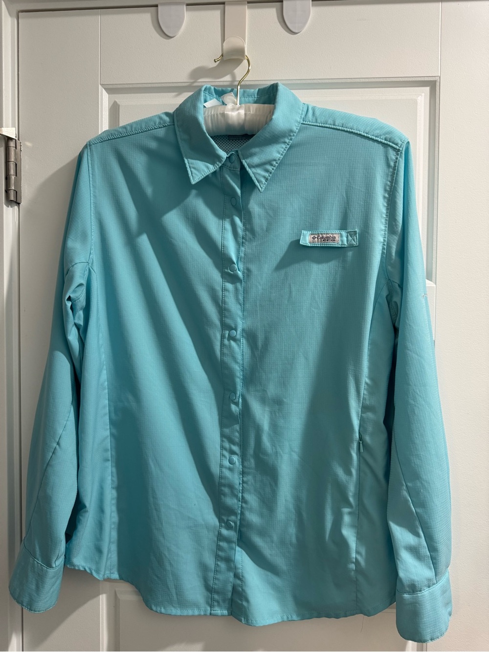 Columbia Women's Button-Down Shirt - Aquamarine